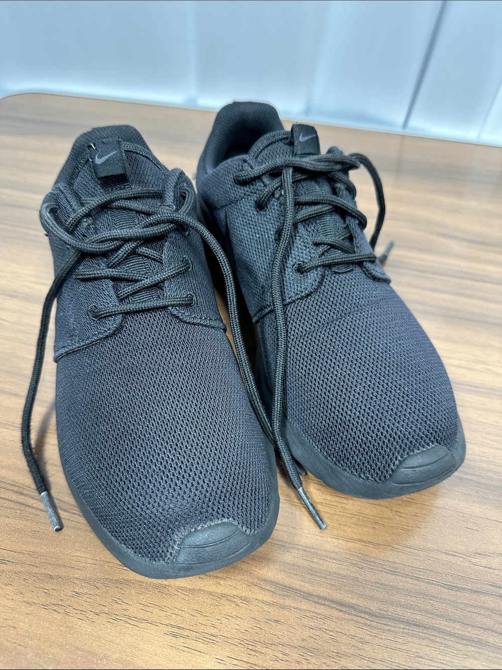 Nike Men's Black Mesh Athletic Sneakers